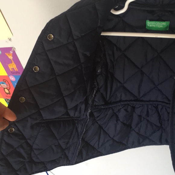 Light jacket 🧥 - Picture 3 of 4